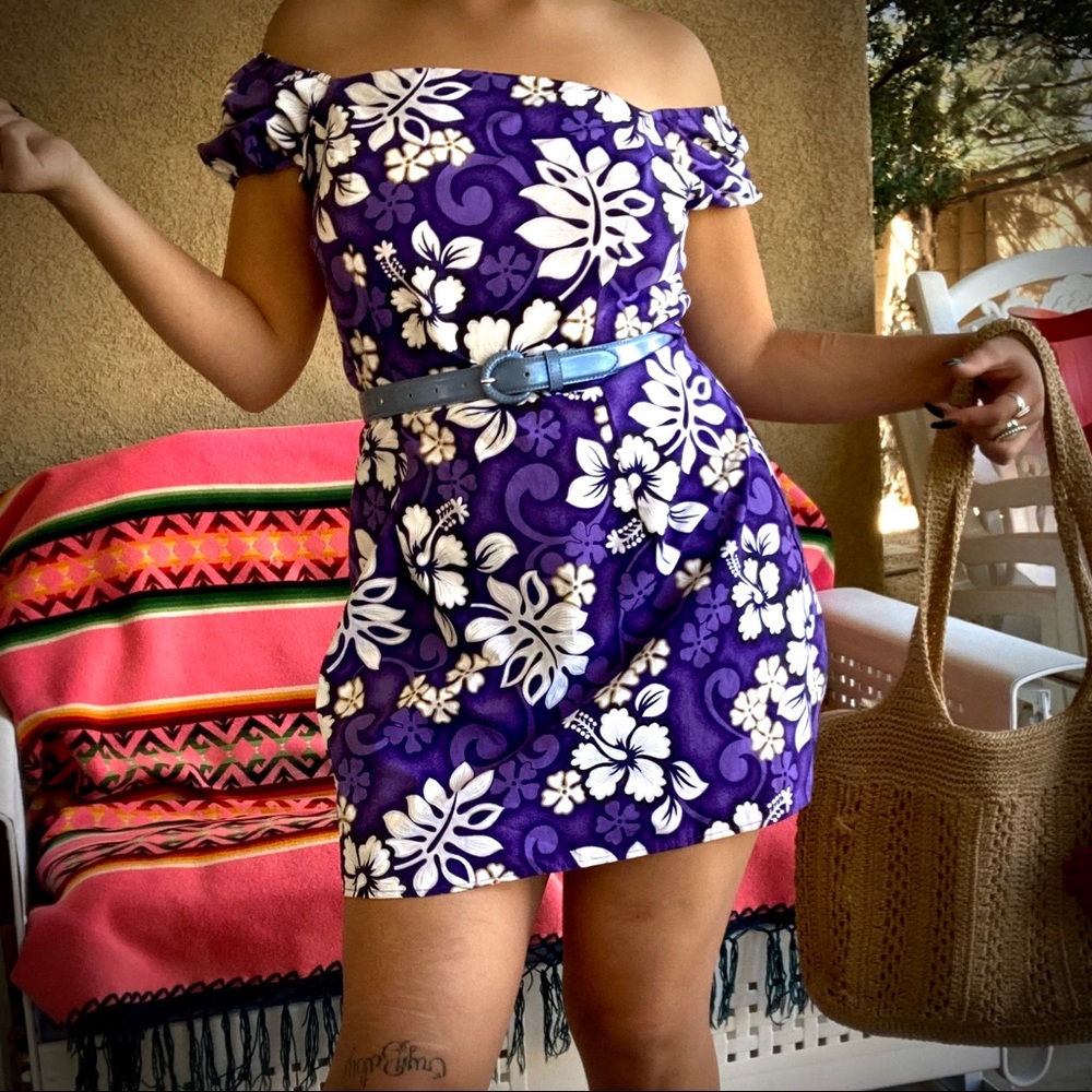 Hawaiian flowered Hoku purple dress💜